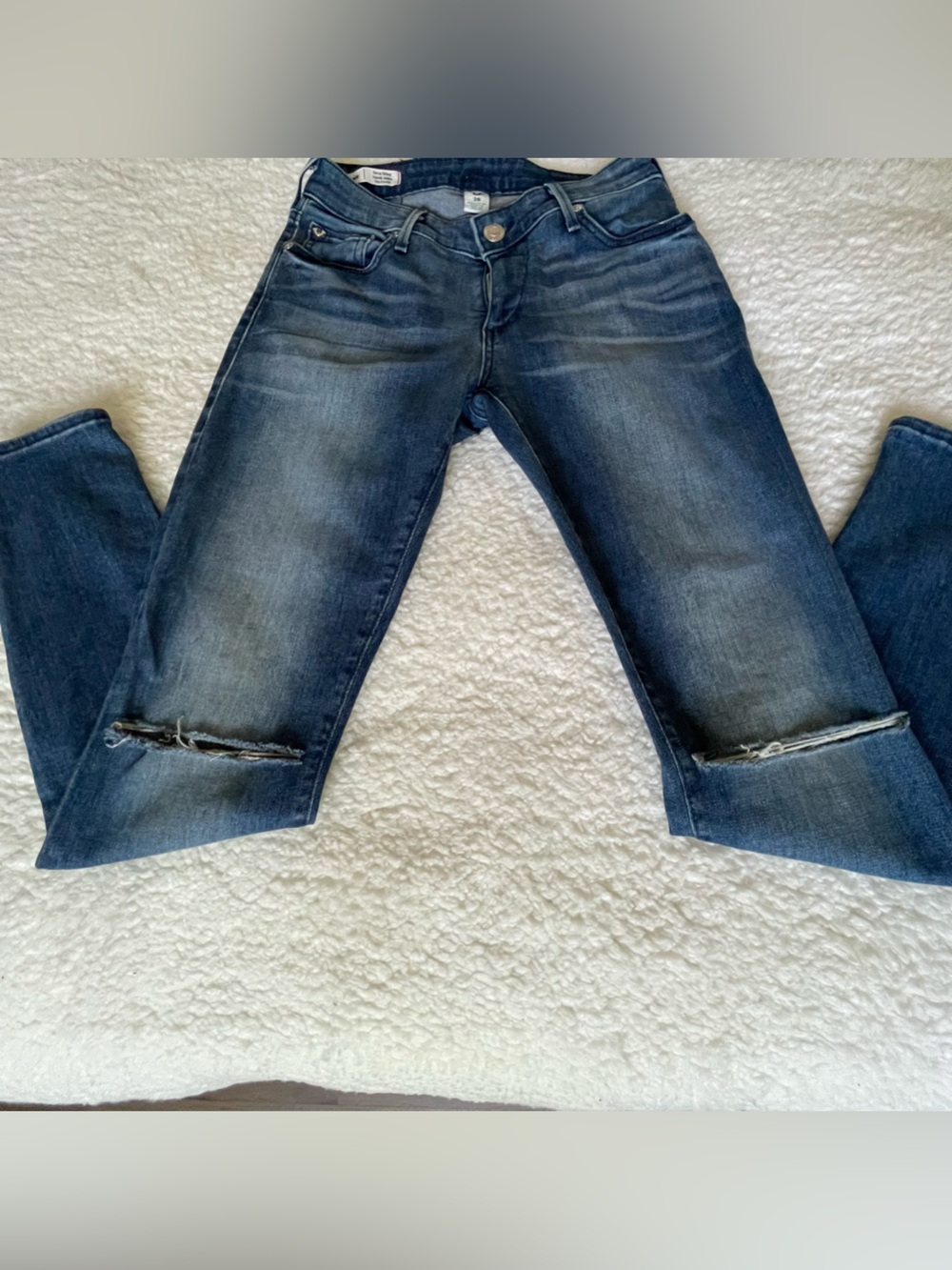 True Religion Jennie Women’s 26 Curvy Low Rise Skinny Distressed Denim Jeans USA